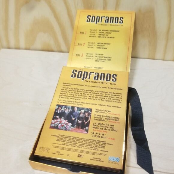 The Sopranos Complete 3rd Series Season - Picture 6 of 8